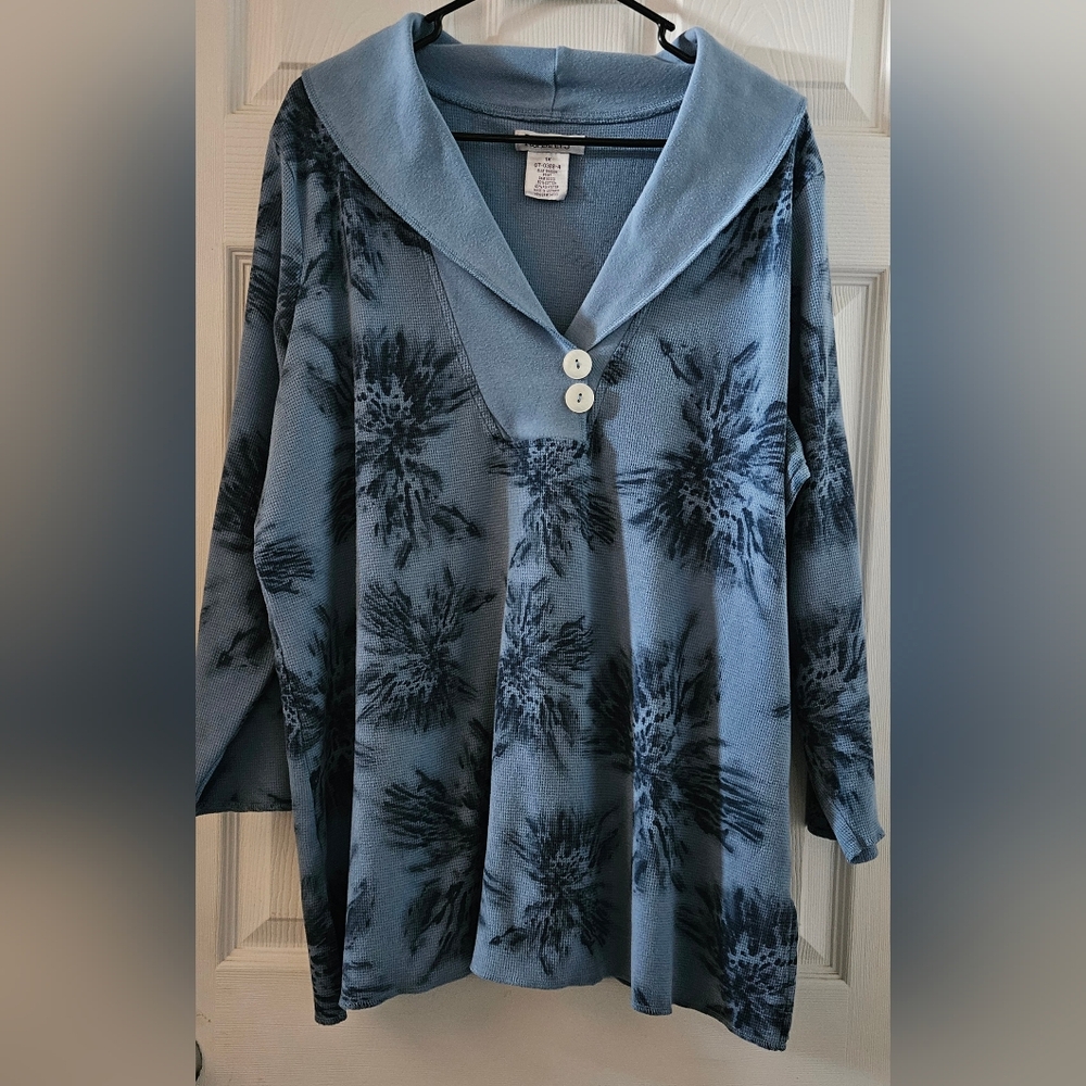 Roman's Floral Thermal Top
